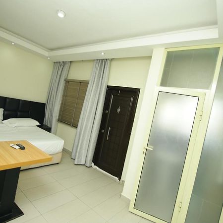 Rooken Villas Lagos Exterior photo